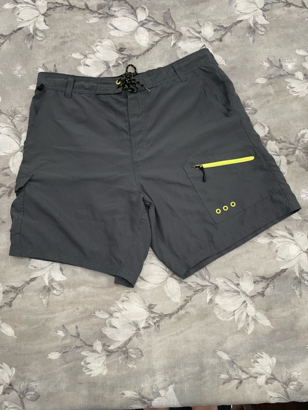 Salt Life Gray Hybrid Shorts with Yellow Zip Accent XXL